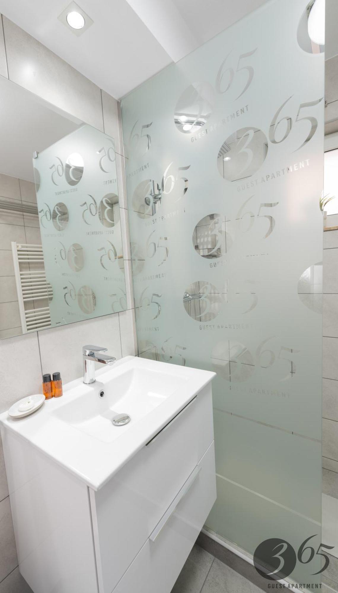 365 Guest Apartment هونيدوارا المظهر الخارجي الصورة